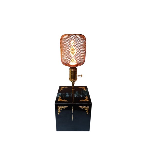 Dizajnerska stolna lampa u vintage-industrijskom stilu - Slika 5