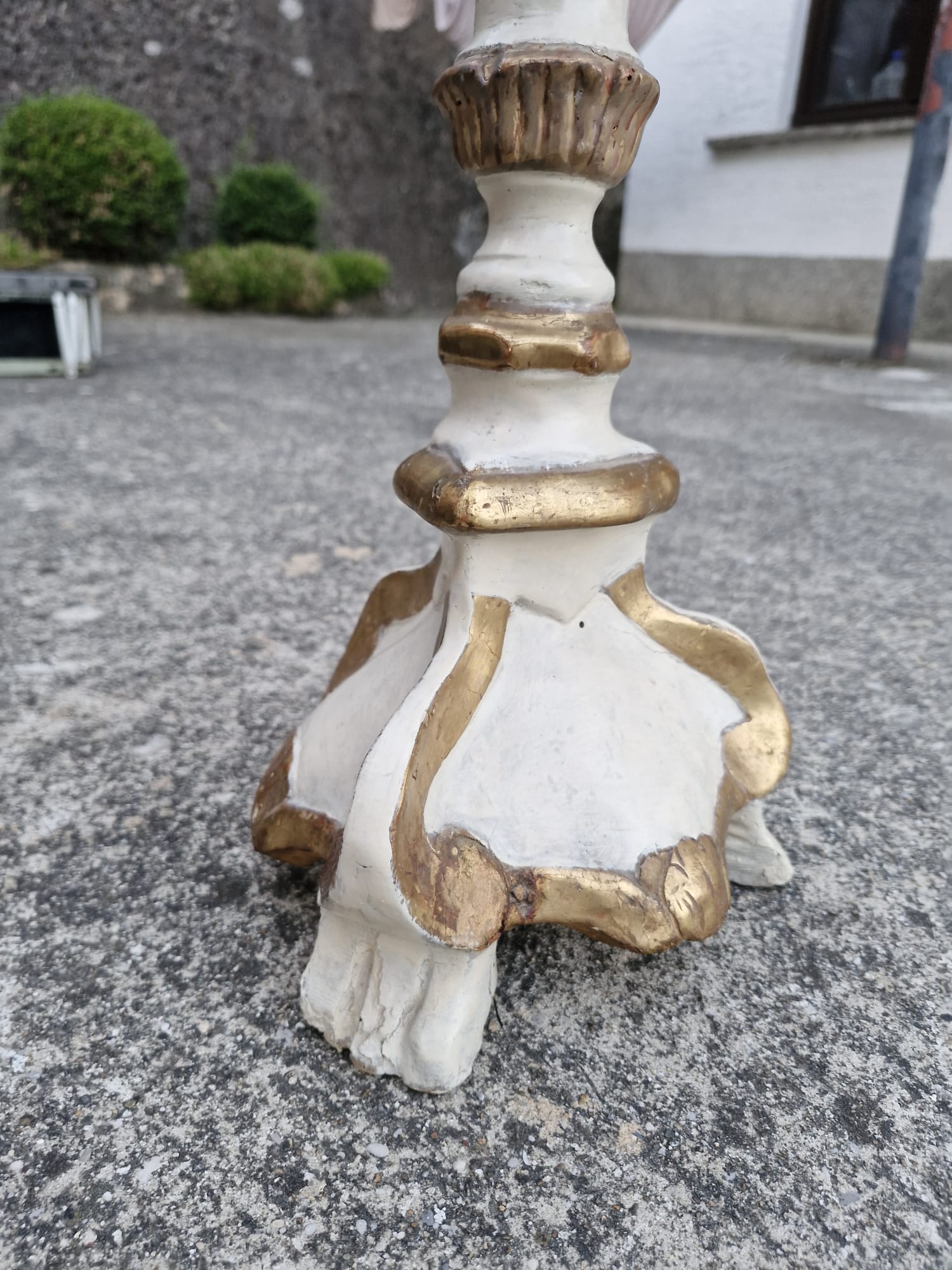 Barokni crkveni svijećnjak, sredina 18. stoljeća - Slika 2