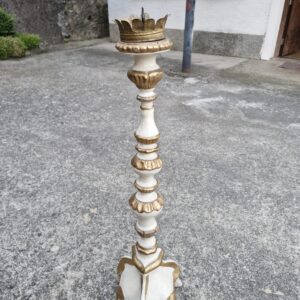 Barokni crkveni svijećnjak, sredina 18. stoljeća