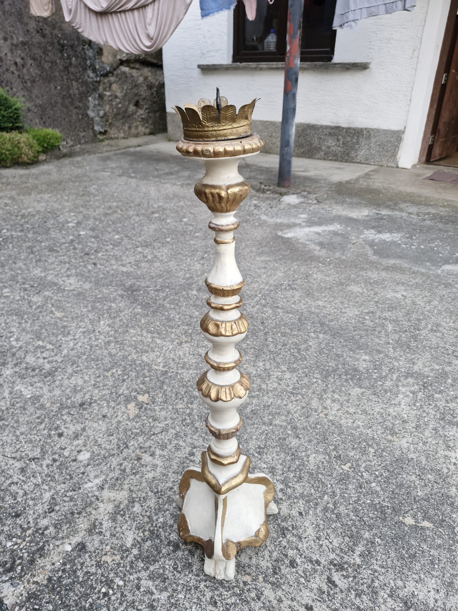 Barokni crkveni svijećnjak, sredina 18. stoljeća