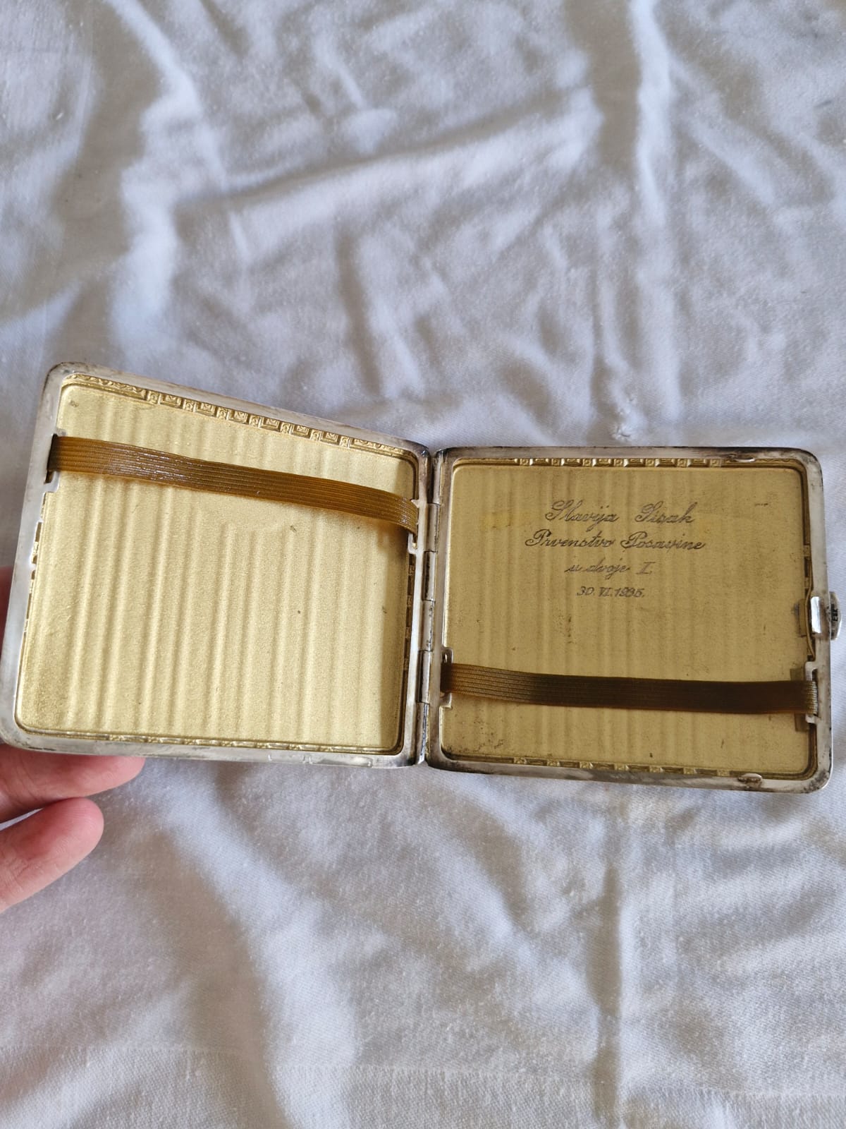 Srebrna tabakera s pozlatom, 1935., 900 srebro - Slika 3