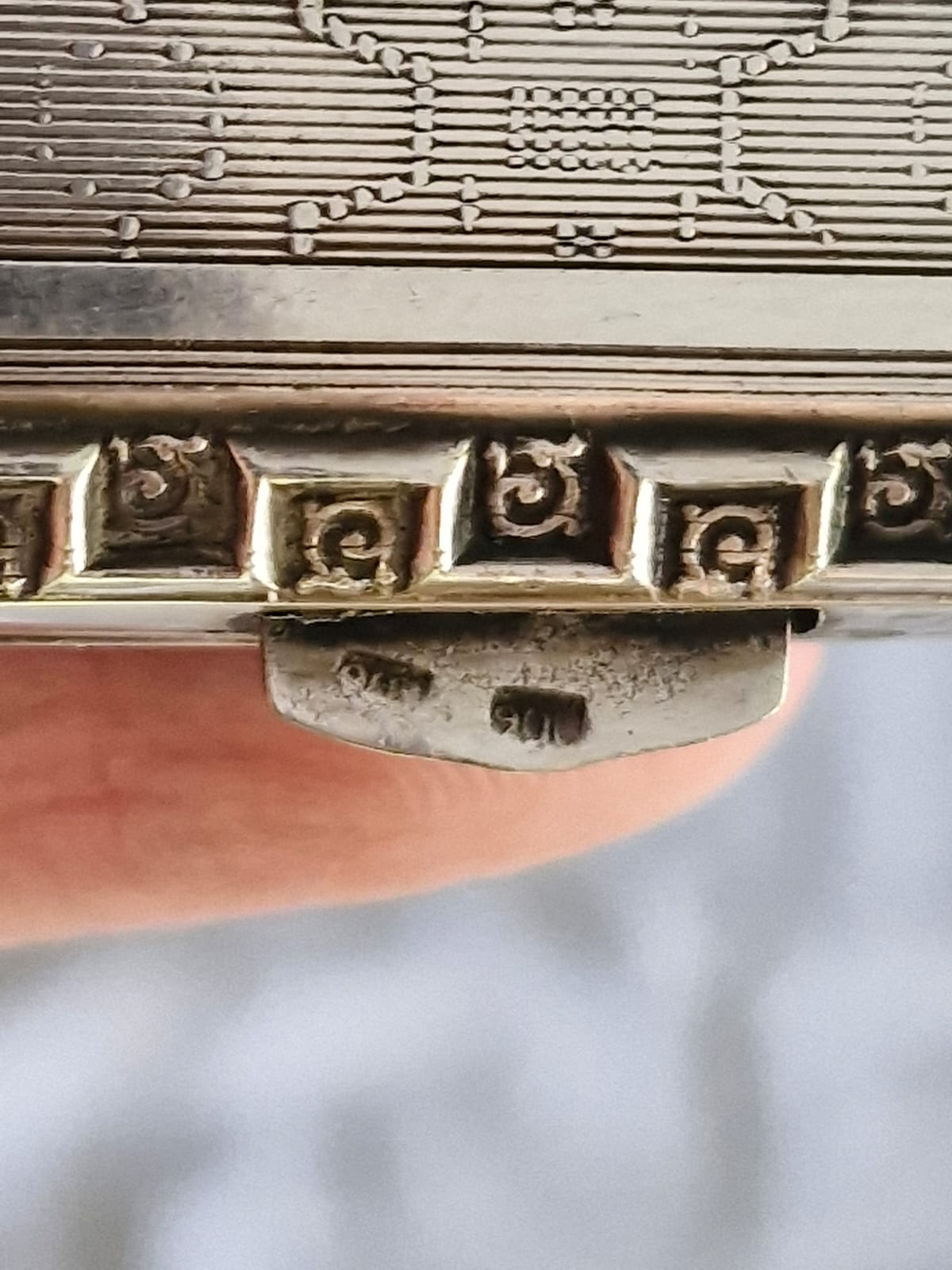 Srebrna tabakera s pozlatom, 1935., 900 srebro - Slika 4