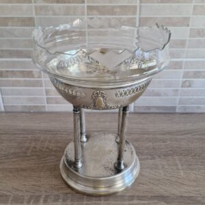 Argentor secesijski posrebreni aufsatz s brušenim kristalom