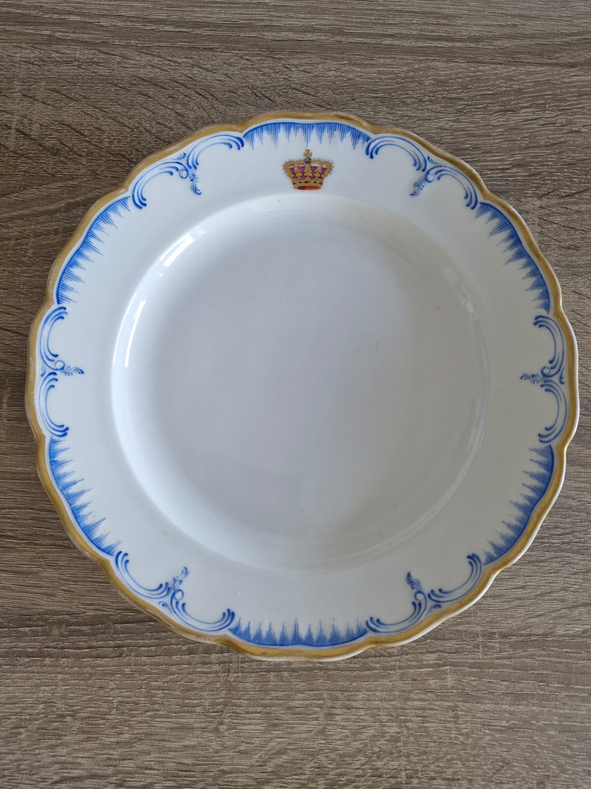 KPM tanjur iz kraljevskog servisa, prva polovica 19. stoljeća