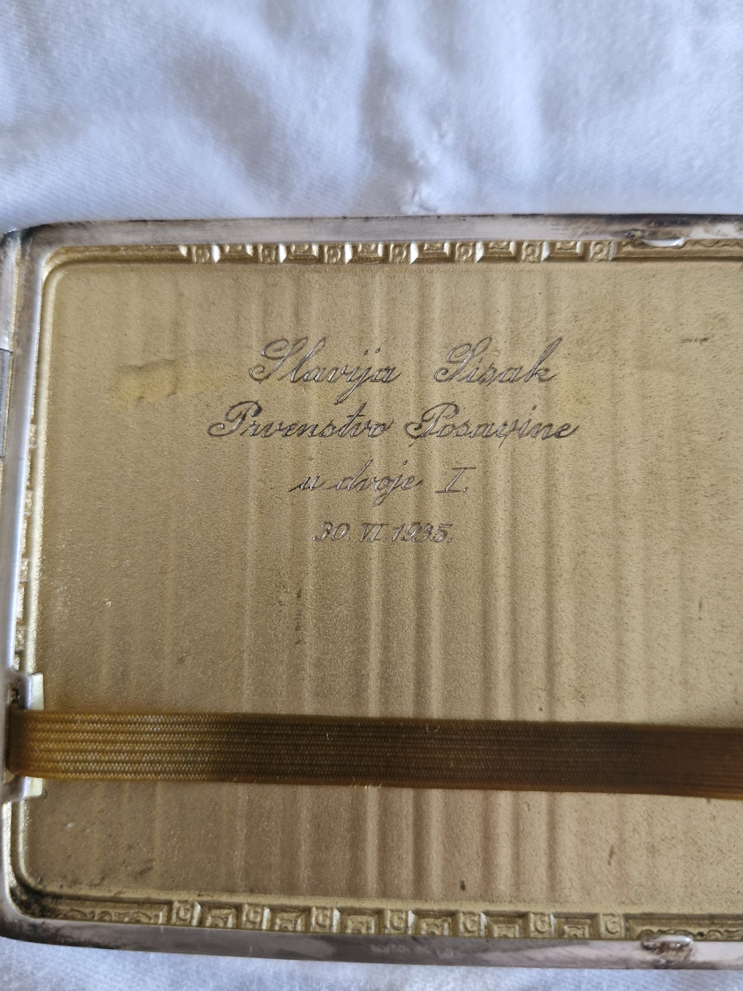 Srebrna tabakera s pozlatom, 1935., 900 srebro - Slika 2