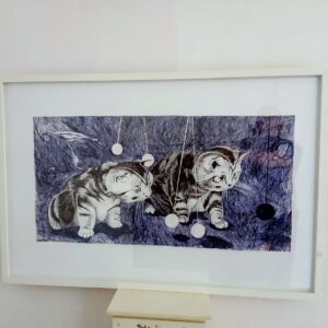 Grafika u kombiniranoj tehnici – Mačići u igri, 93 × 63 cm