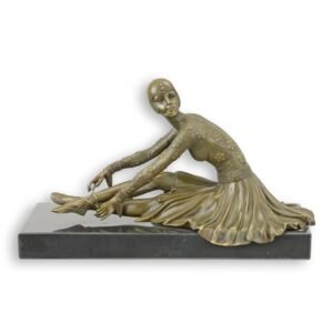 Brončana skulptura „Tanara”